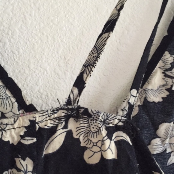 Brandy Melville Double strap tank top - Picture 3 of 6